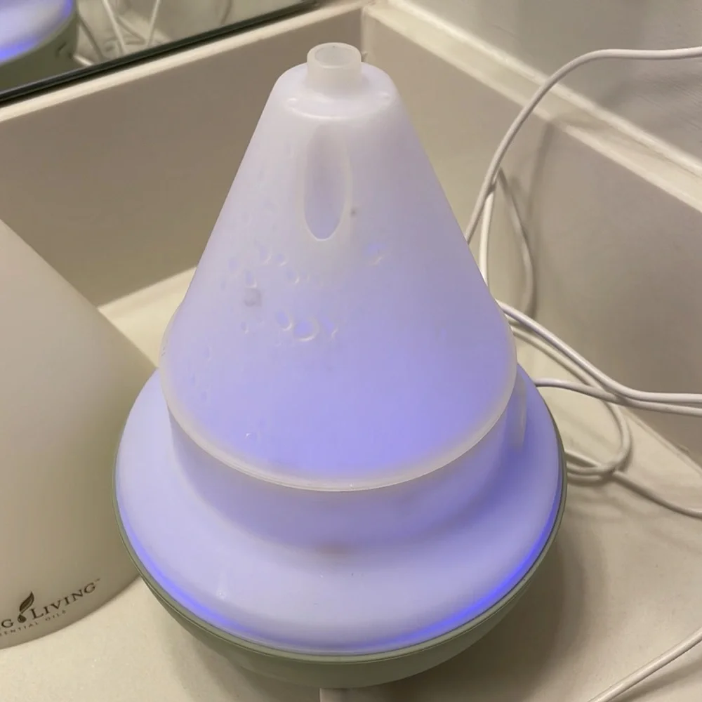Young Living Dewdrop Diffuser Essential Oil Diffuser